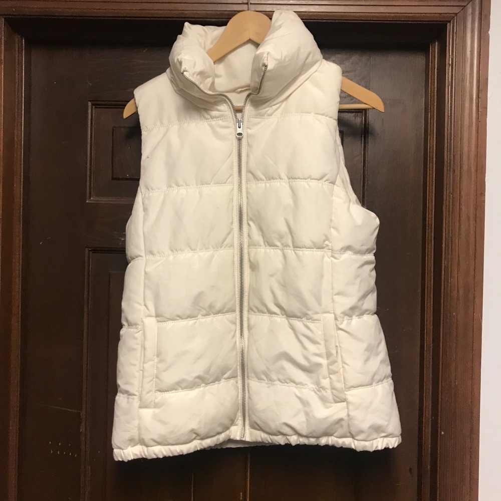 White vest